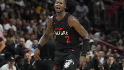 开云官方网站-美记：热火保障了罗齐尔合同中的170万 或正在尝试交易他