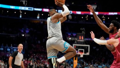 开云体育-【现场】库里AMVP老詹绝杀！疫情下的全明星仍创纪录